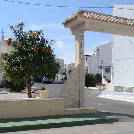 Dom wakacyjny Casas - Playa La Mata 1 *